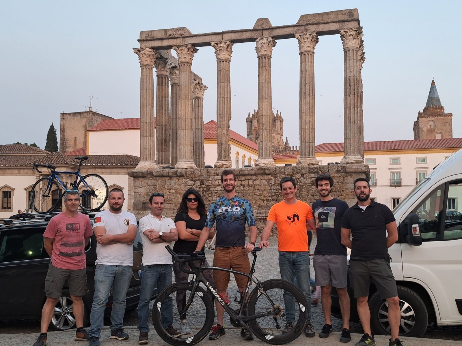 Évora–Veleta: the full RAAM crew, on the last training ride.